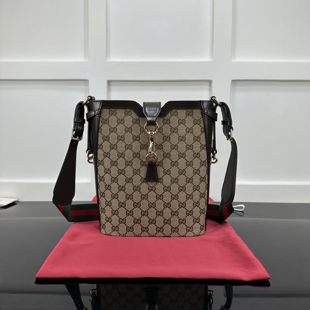 Gucci Satchel Bags